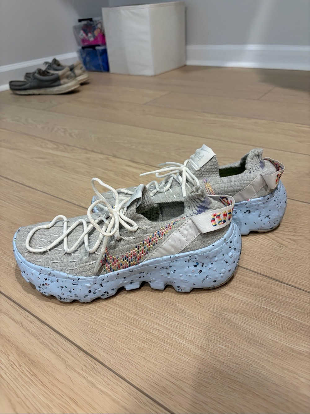 Nike Space Hippie 04 - size 7